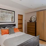 The Seymour - Marylebone - By Frankie Says